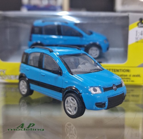 Modellino auto scala - auto, 1/43