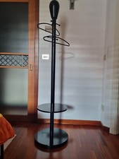 Servomuto con tavolino anni 90, in legno laccato nero. 