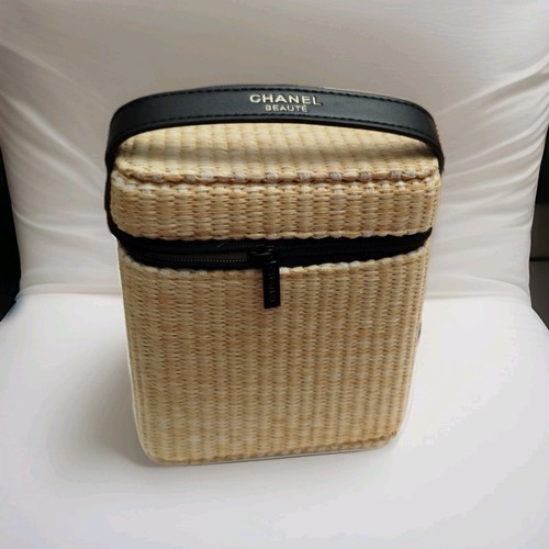 Pochette chanel beauté les - chanel,