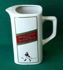 BROCCA CARAFFA CERAMICA PIOLA JOHNNIE WALKER RED LABEL OLD SCOTCH WHISKY. III87