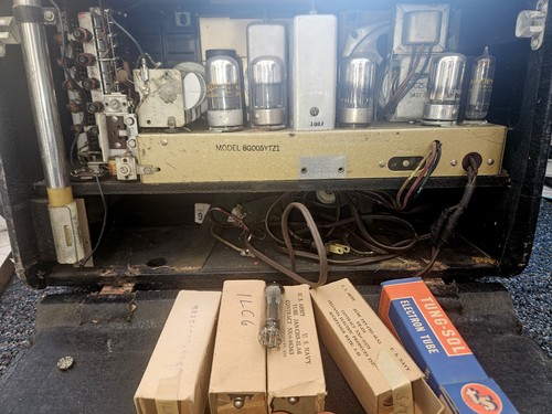 Radio valvole zenith - radio, a
