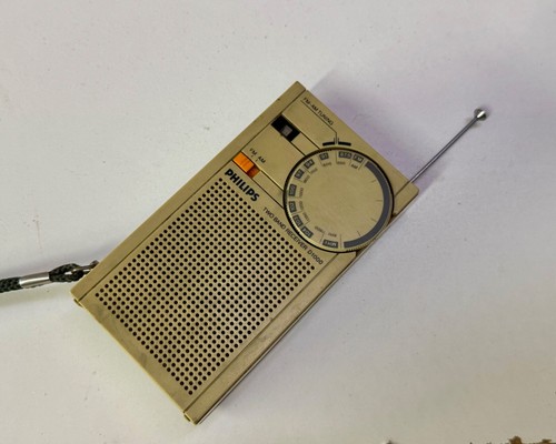 Radiolina portatile vintage - radiolina,