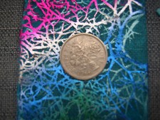 1966 Lucky Sixpence+bag moneta