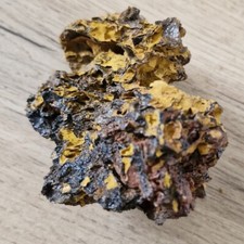 RARE  - LIMONITE ORANGEE DE  REPPIA VAL GRAVEGLIA - GENES - ITALIE - 100 GRAMMES