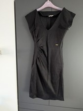 Abito midi nero aderente