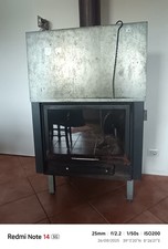 Stufa a legna/Termocamino compatto in Ghisa