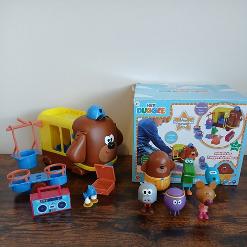 Hey duggee adventure bus - adventure,
