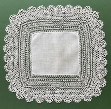 Fazzoletto antico ampio