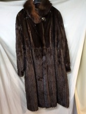 Pelliccia Di Visone Marrone