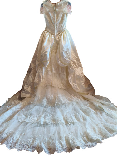 Abito sposa creato su - abito,