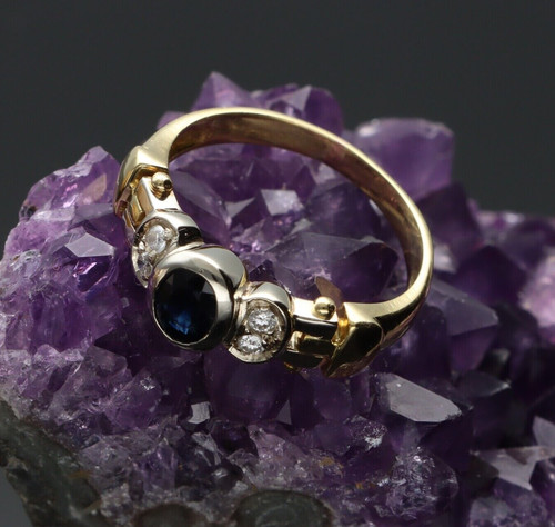 Anello con zaffiro - con,