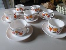 lot de 7 tasses et sous tasse