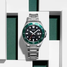 Orologio CASIO Diver MDV-107D duro uomo collection nero verde cinturino acciaio