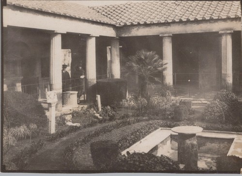 Pompei italia peristilio - italia,