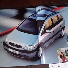 OPEL ZAFIRA 2001 Brochure + CARATTERISTICHE EQUIPAGGIAMENTI ORIGINALE 