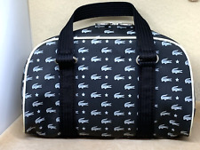BORSA LACOSTE A MANO, DUE MANICI IN TESSUTO SINTETICO NERO, LOGO COCCODRILLO