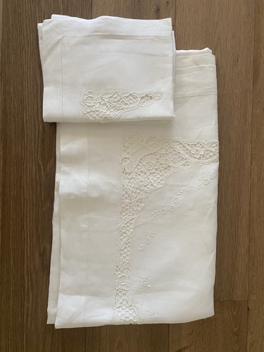 Lenzuola lino ricamata con - in,
