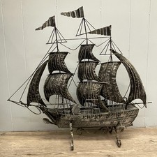 Scultura arte nave pirata