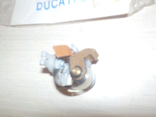 Rupteur droite volant - rupteur,
