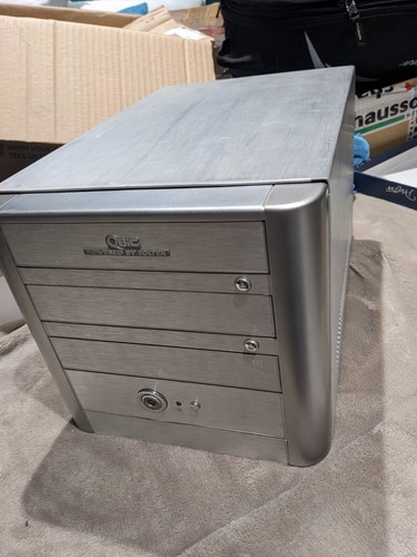 Soltek qbic eq3705a - soltek,