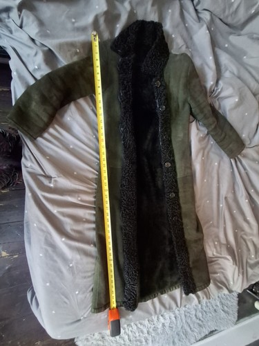 Piccolo shearling verde scuro