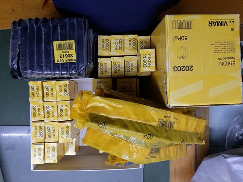 Vimar eikon grigio stock - vimar,