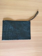 pochette o borsetta a mano