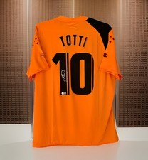 Terza maglia autografata