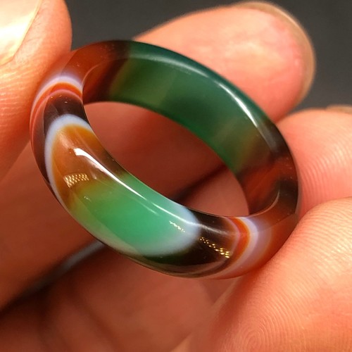 Delicato anello tibetano - delicato,