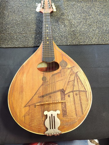 Mandolino russo vintage - , anni