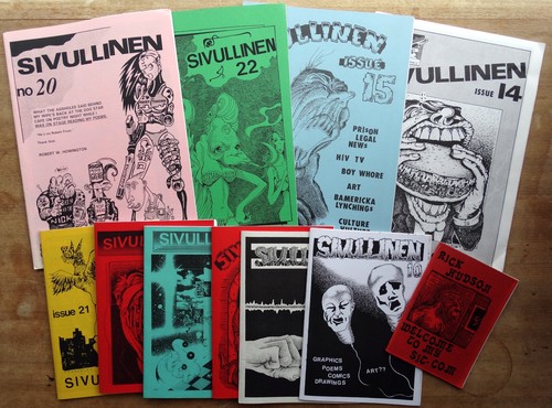 Sivullinen comics artcore - 11,