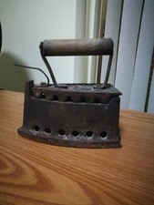 FERRO DA STIRO A CARBONE VINTAGE