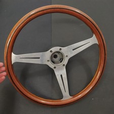 Volante Nardi firmato in legno