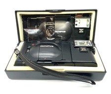 Olympus XA con flash A11