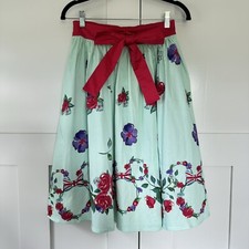 Disney EPCOT UK Queen of the