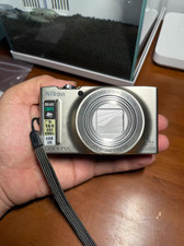 Nikon S8200 in argento 16,1 MP