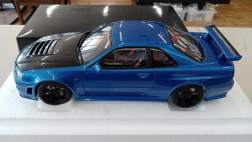 Autoart minicar nismo r34 - 1/18,