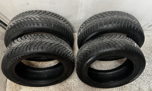 Gomme waterfall snowhill - gomme,