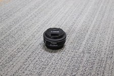 Canon EF-S 24mm f/2.8 STM Lens