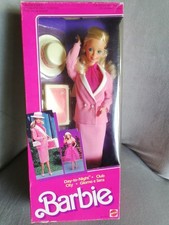 Poupée Barbie DAY TO NIGHT