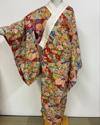 Kimono giapponese retrò fiori