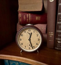 Orologio sveglia manuale