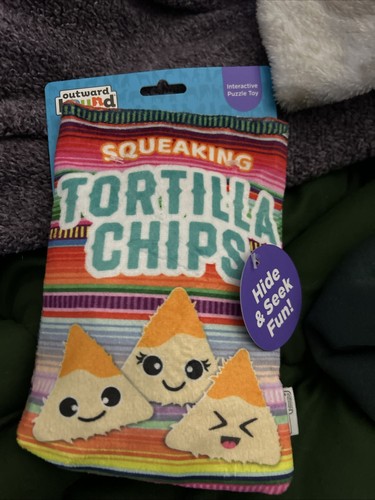 Outward hound squeakin - hound, squeakin'