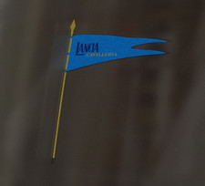 VETROFANIA SPECULARE LANCIA