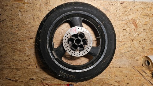 Cerchio posteriore cagiva - cagiva, mito