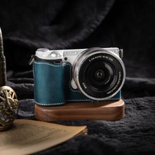 Custodia mezza fotocamera in