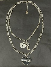 GUESS Enamaled Heart with