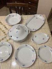 servizio di piatti antico in