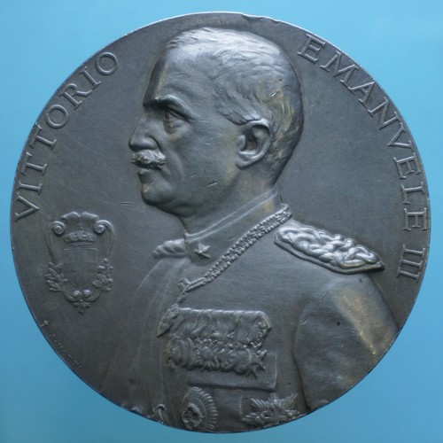 Vittorio emanuele iii medaglia - vittorio,
