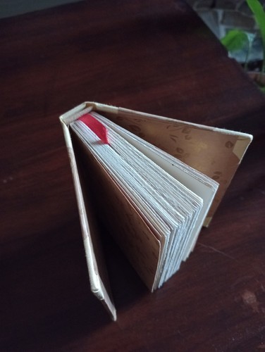 Libro disegno fatto mano - disegno, a